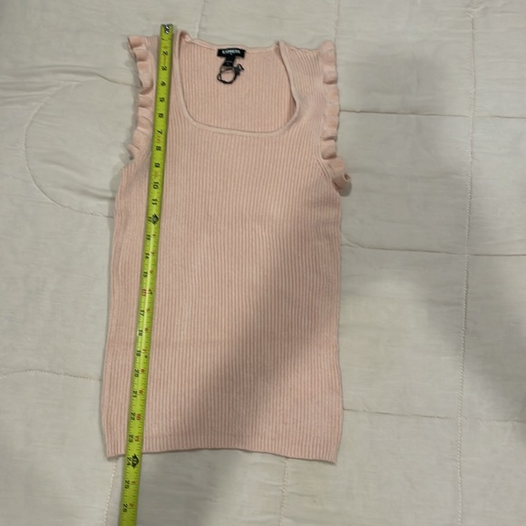 Express ribbed sweater vest ruffle trim light pink size medium - Picture 3 of 5